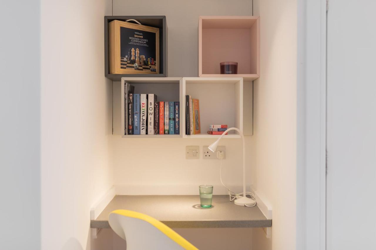The Blue Door Apartment บาธ ภายนอก รูปภาพ